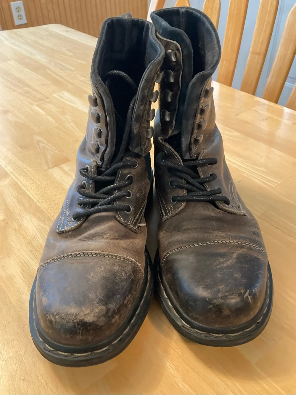 Dr. Martens classic brown